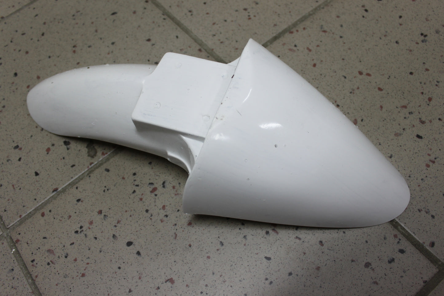 GBAV7  Garde Boue Avant Giraudot