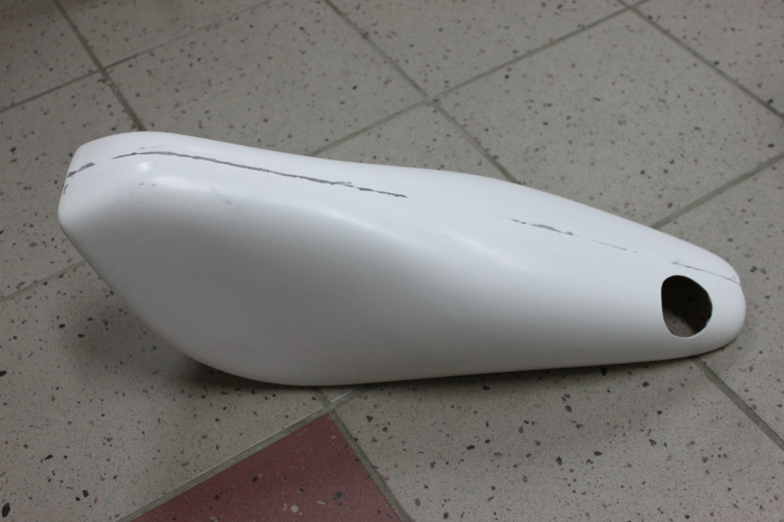 COQ15  Capot de Réservoir Mistral